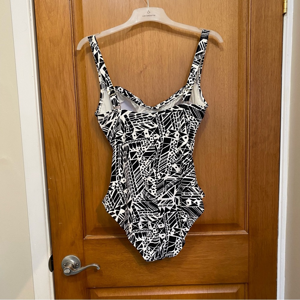 Bathing Suit - Picture 2 of 4